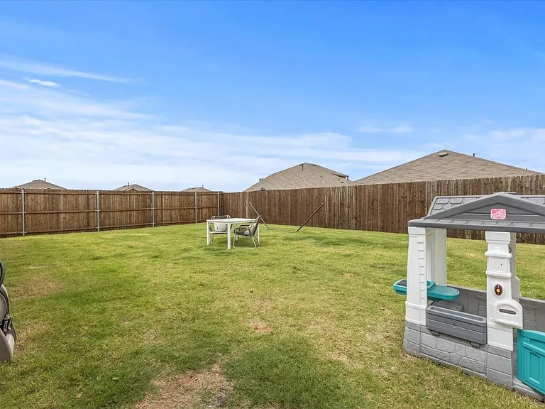 113 Keller Rd — Photo 23