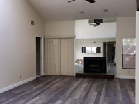 3rd image of 3806 NE 19th Street Cir