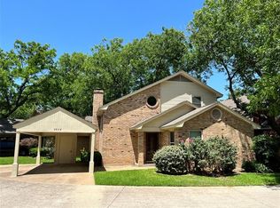 2828 Inniswood Cir, Arlington, TX 76015