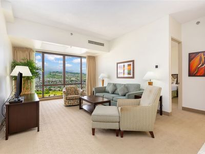 229 Paoakalani Ave #3801, Honolulu, HI, 96815