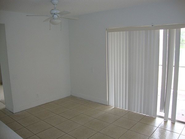 1st image of 4453 Treehouse Ln #C
