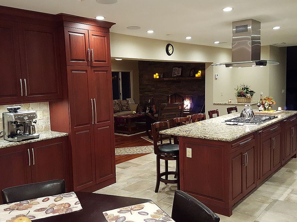 2nd image of 6 Hidden Valley Dr