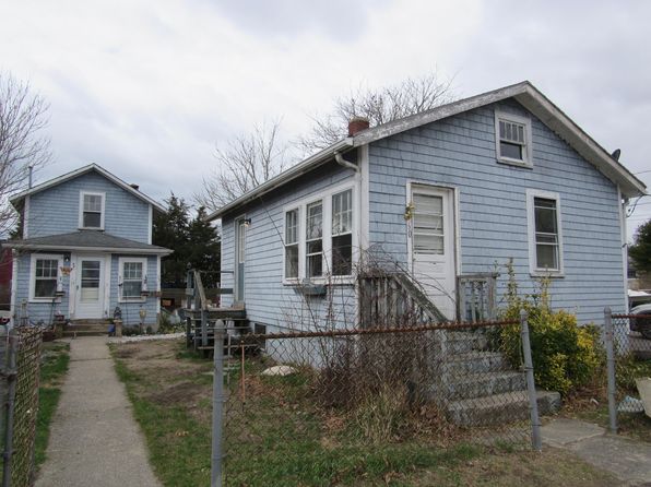 60 11th Street, Wareham, MA 02571