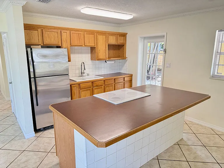 4009 W Wyoming Ave — Photo 4
