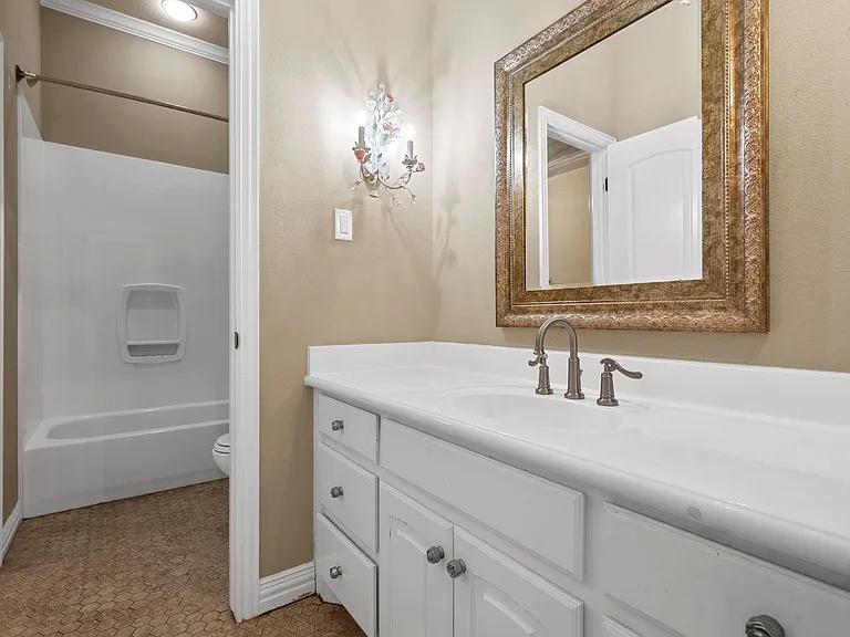 7030 Flagstone Cir — Photo 24