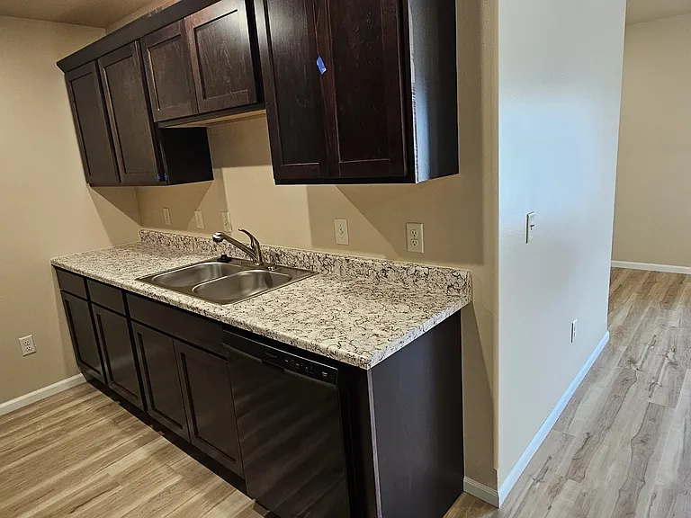 443 Neel St #201 — Photo 2