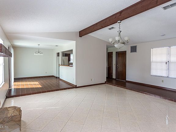 5th image of 8749 Osprey Ln