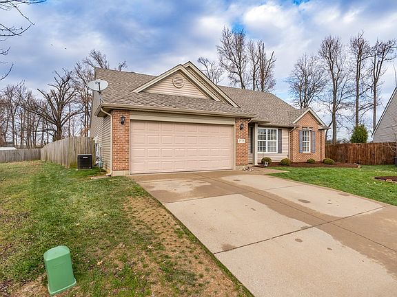 3rd image of 2476 Highland Garden Point