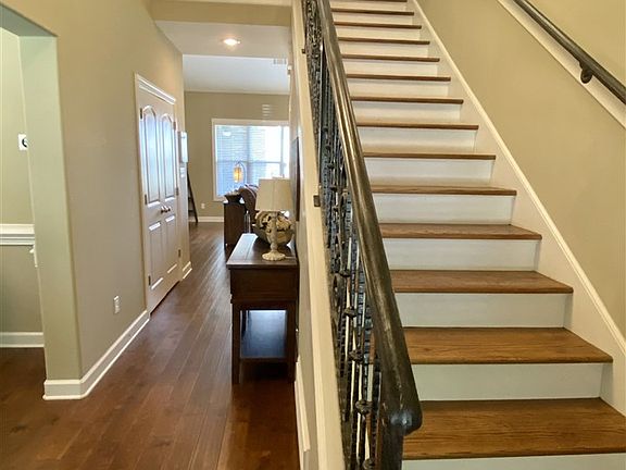 3rd image of 1713 Jennings Mill Ln