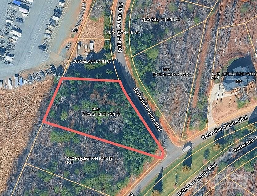 1st image of 2028 Gladelynn Ct