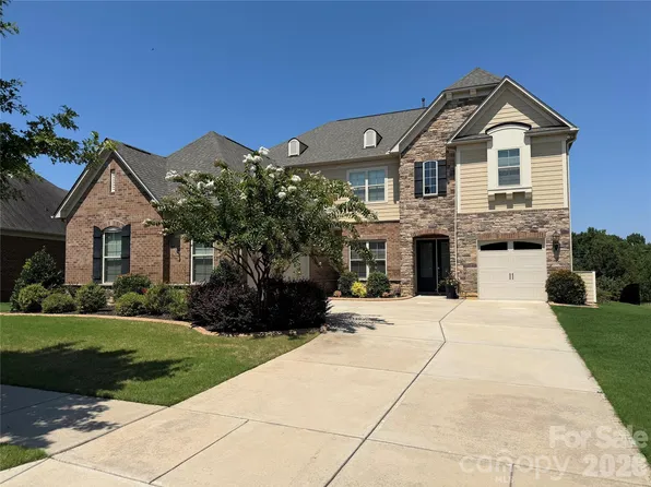 12722 Rusty Blackbird Way, Charlotte, NC 28278