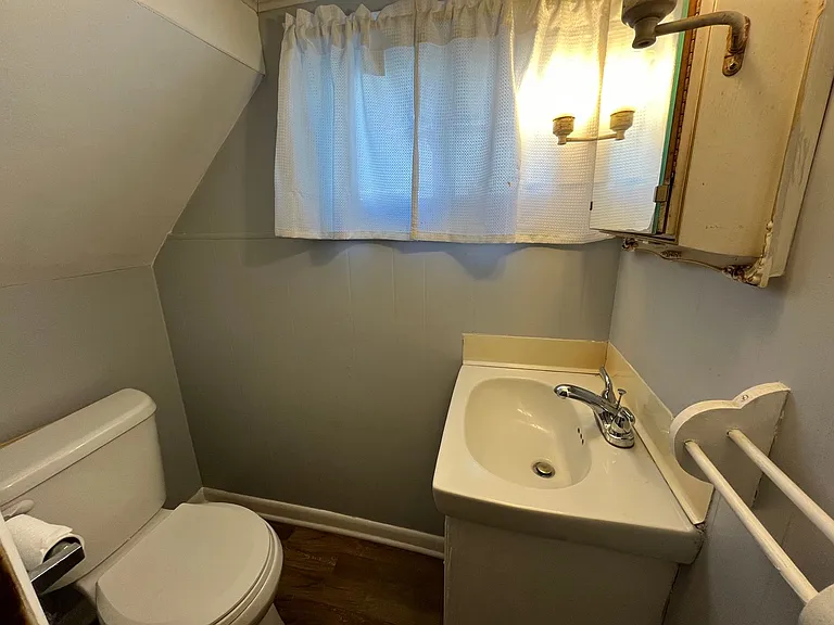 107 Logan St — Photo 18