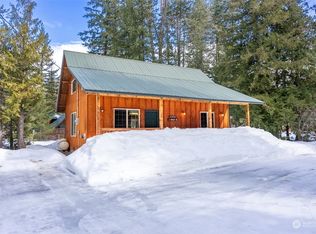 5 Mercer Rd, Mazama, WA 98833