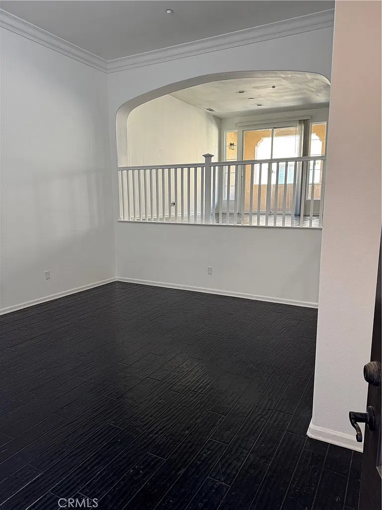 3 bed, 2.5 bath, 1775 sqft, $3,200 — Photo 1