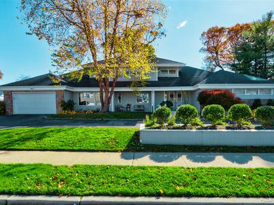 12 Combes Avenue, Rockville Centre, NY, 11570