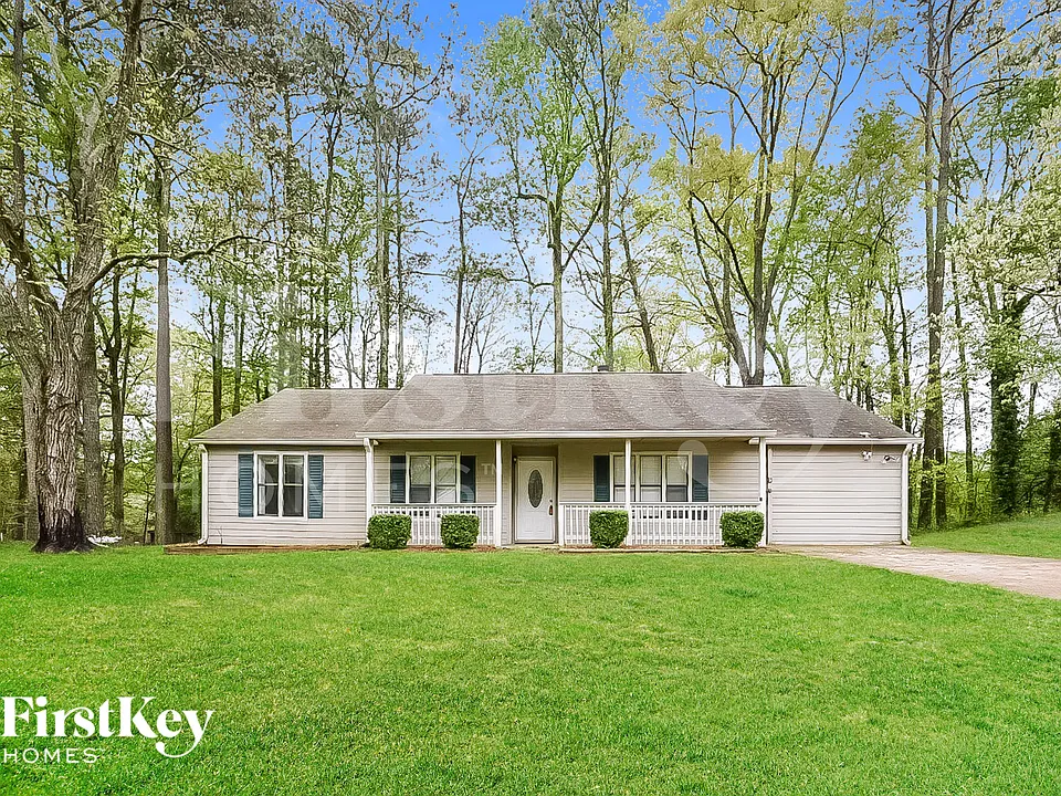 44 Hartley Woods Dr NE