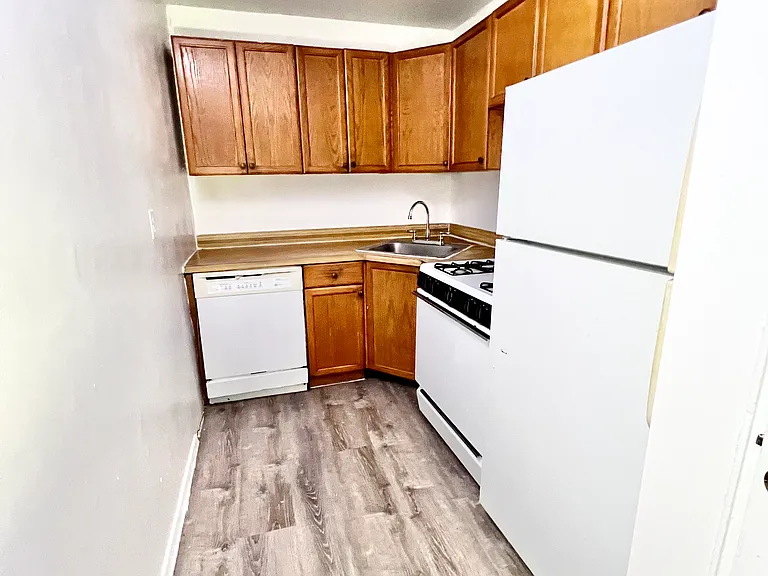 13981 35th Ave #6D — Photo 10