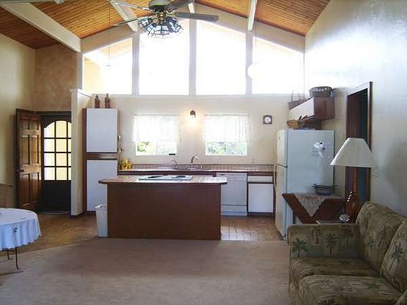 view towards kitchen