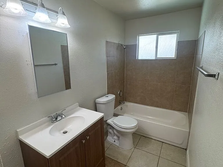 2167 S. Martin Luther King Jr. — Photo 10