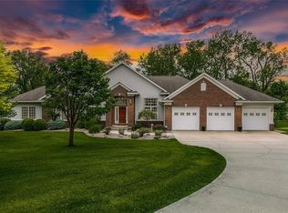 2701 Holly Ct NW, Swisher, IA 52338