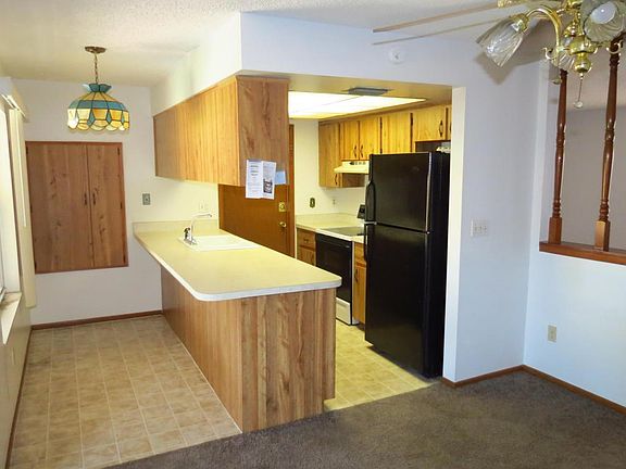 2nd image of 715 Fleming Ave