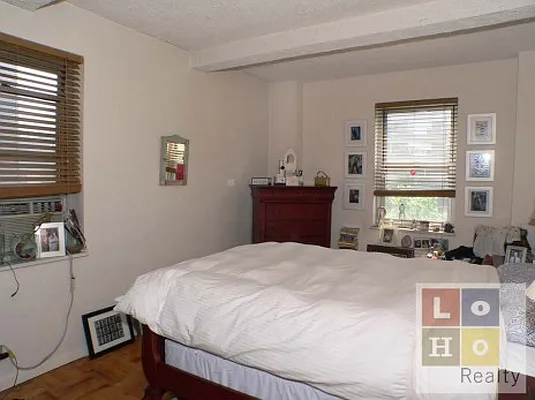 Sold by LoHo Realty | media 10