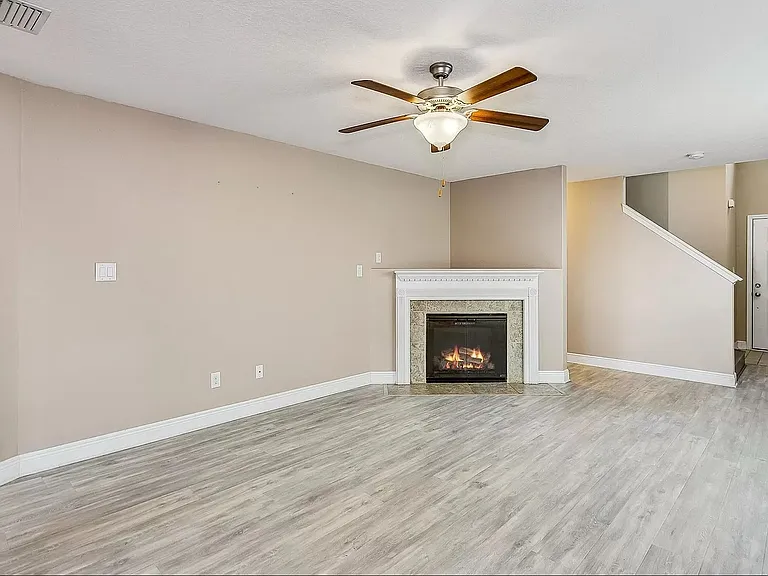 3821 Weatherstone Cir — Photo 14