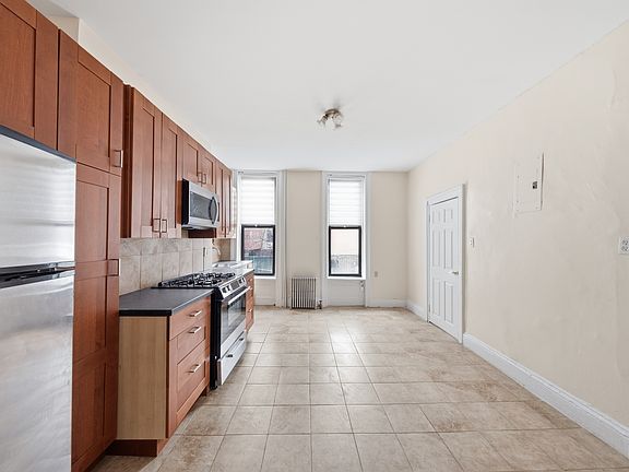 4th image of 584 6th Ave #5