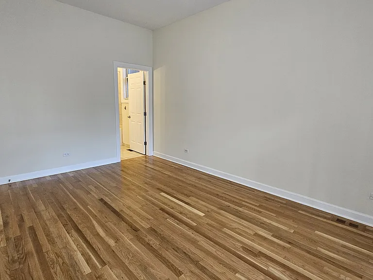 509 N Hartland Ct #1S — Photo 12