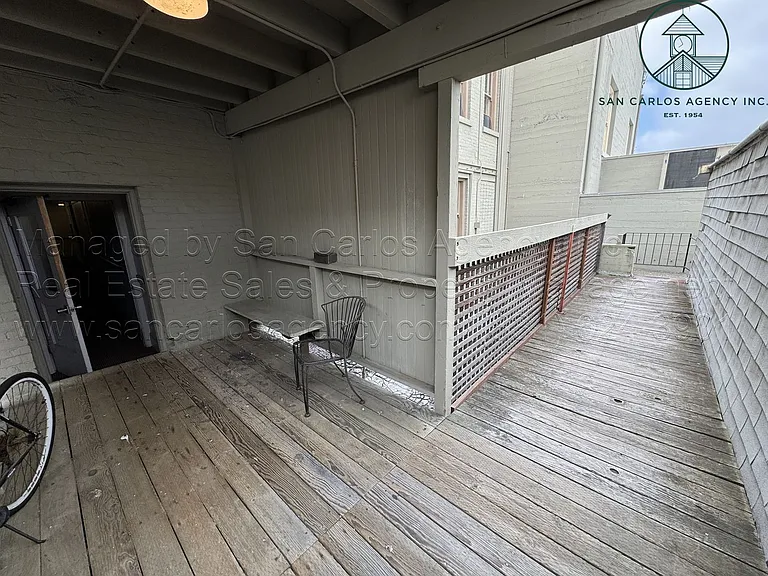 SINGD — Photo 39