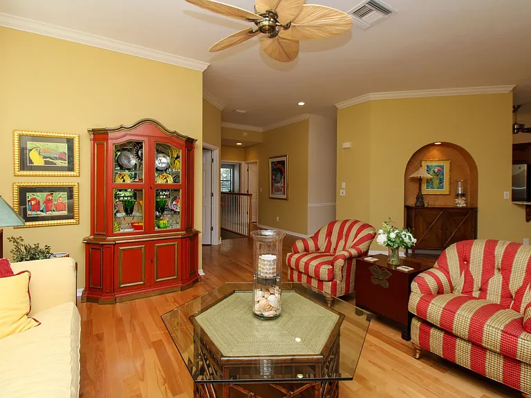 172 Vintage Cir #202 — Photo 37