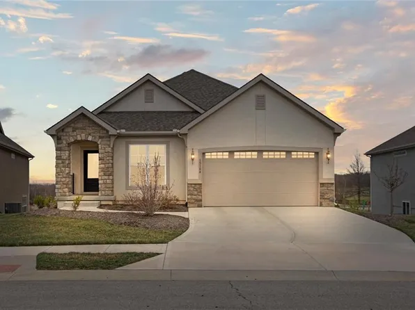 15184 W 173rd St, Olathe, KS 66062