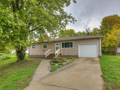 126 E Splitlog Avenue, Goodman, MO, 64843