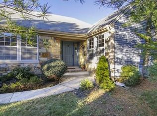 13 Melborn Dr, Monroe Township, NJ
