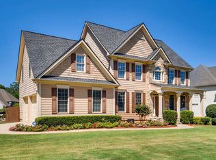 5096 Cabot Creek Dr, Sugar Hill, GA 30518