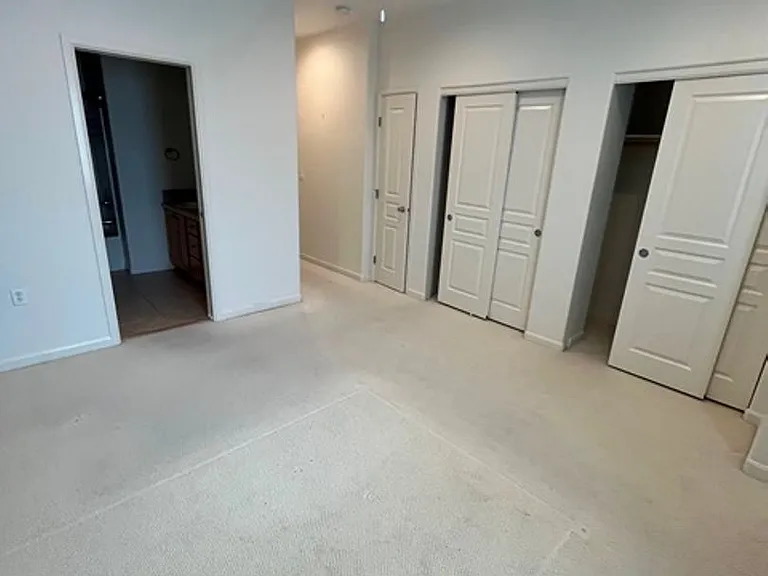 10308 SW Hollyridge Ln — Photo 18
