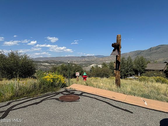 2nd image of 291 Wildflower Ln