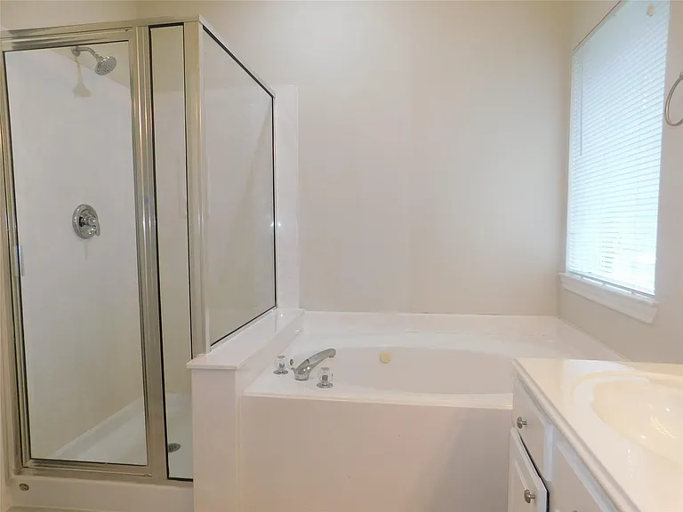 3014 Aylesworth Ct — Photo 10