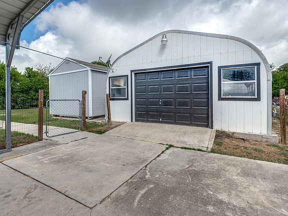 5th image of 1108 Debbie Dr