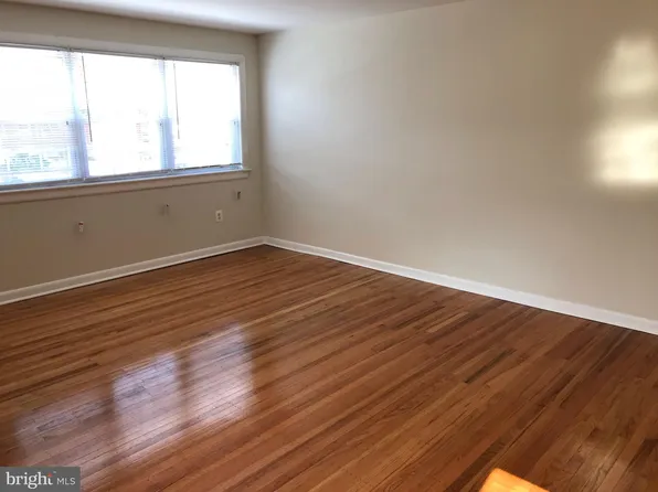 422 W Jefferson St, Media, PA 19063