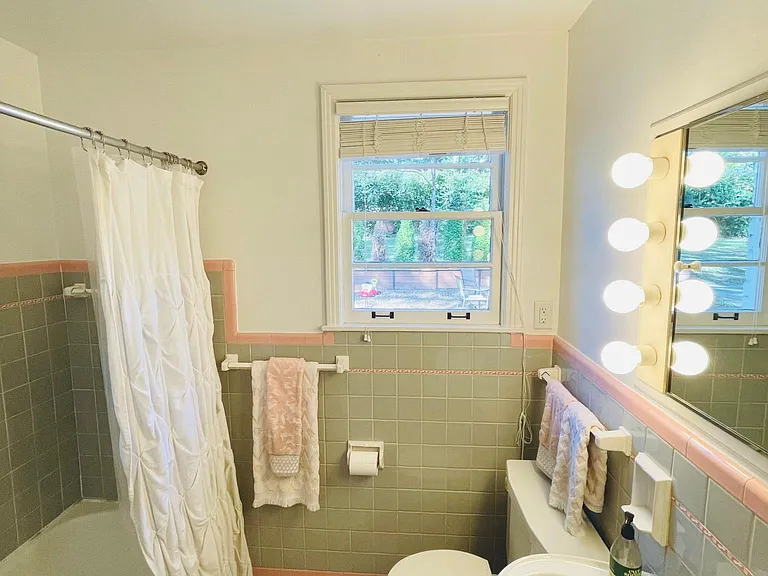 636 Hogan Rd — Photo 9