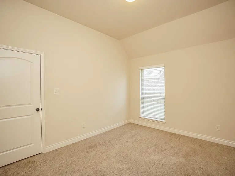 1215 Watercrest Park Ln — Photo 14