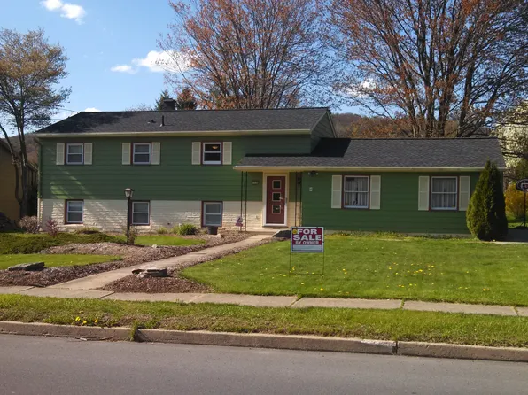 2535 Lincoln Dr, Williamsport, PA 17701