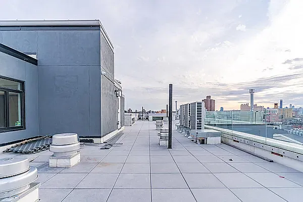 Rented by MySpaceNYC | media 14