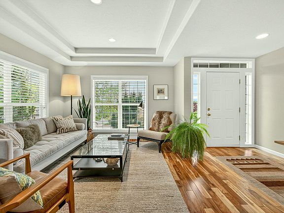 4th image of 4781 Torrey Pines Dr