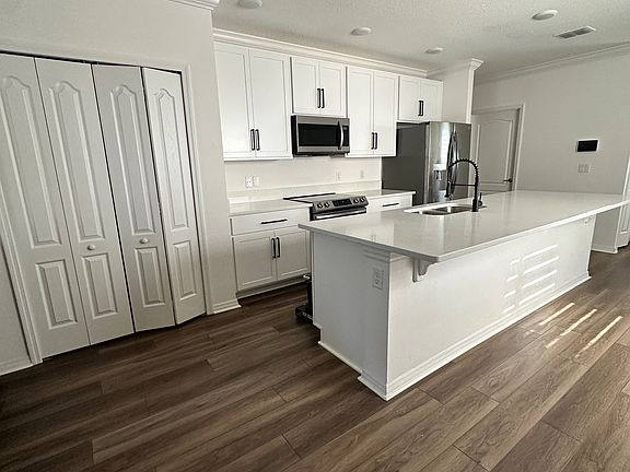 Kitchen/Dining/Pantry