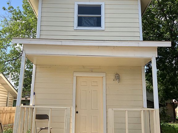 5th image of 3410 San Luis St #B