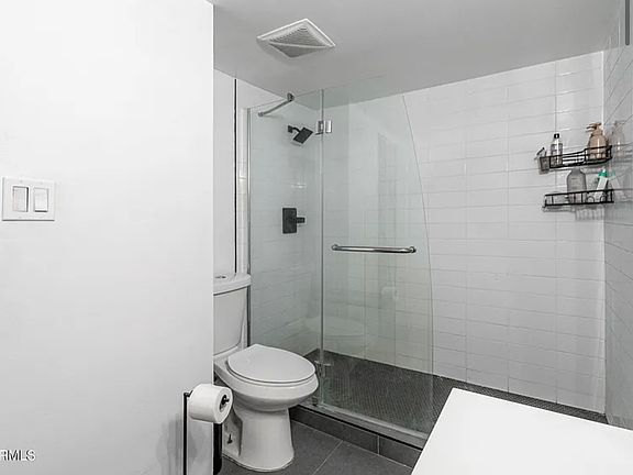 4th image of 3416 N 44th St Unit 21