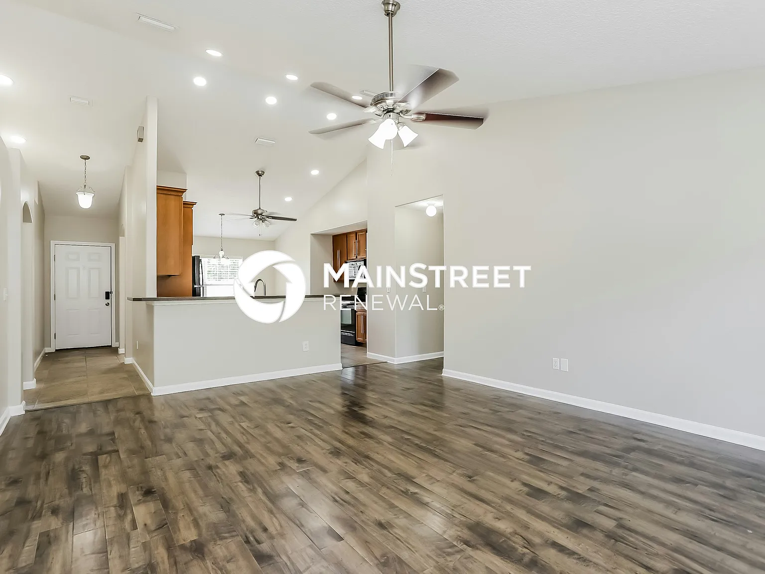 12133 Versailles St — Photo 2