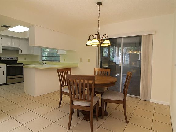 5th image of 932 N FAIRBAIRN DRIVE